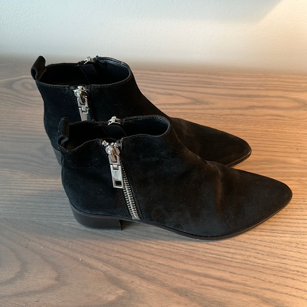 Dolce Vita booties